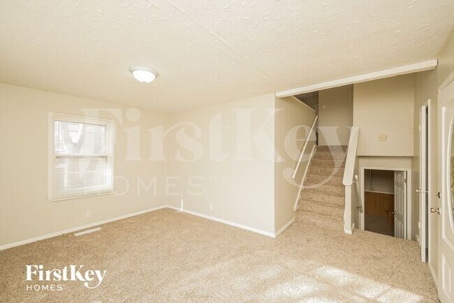 Building Photo - 8308 E 35th Pl