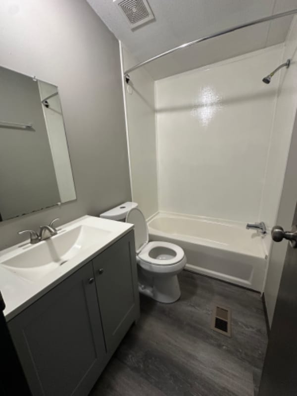 Building Photo - 206 Porpoise Cir