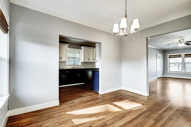 Foto del edificio - 1718 Rosedale St