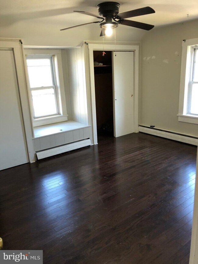 Building Photo - 532 Susquehanna Ave