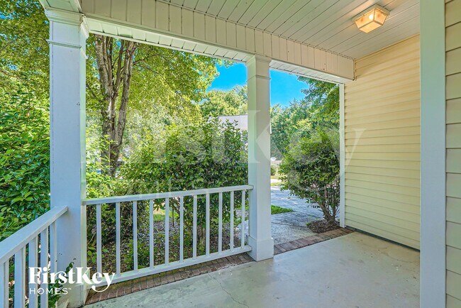Foto del edificio - 9838 Stephen Thompson Ln