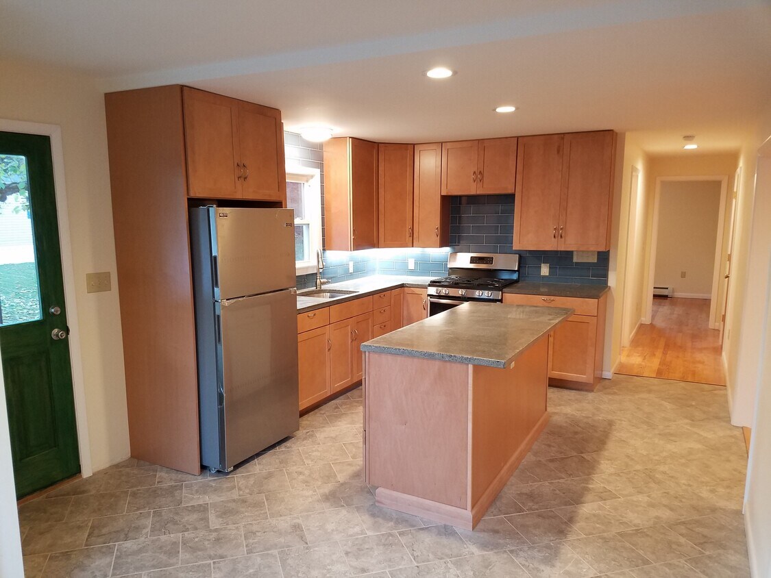 Kitchen - 30 Jenkinstown Rd