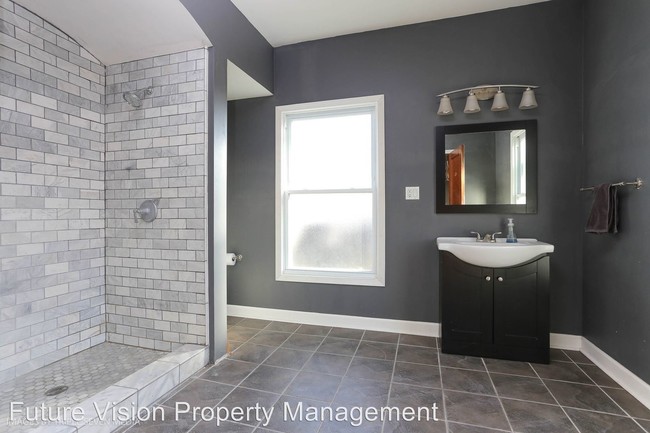Building Photo - 3 br, 2 bath House - 225 E Whitson St