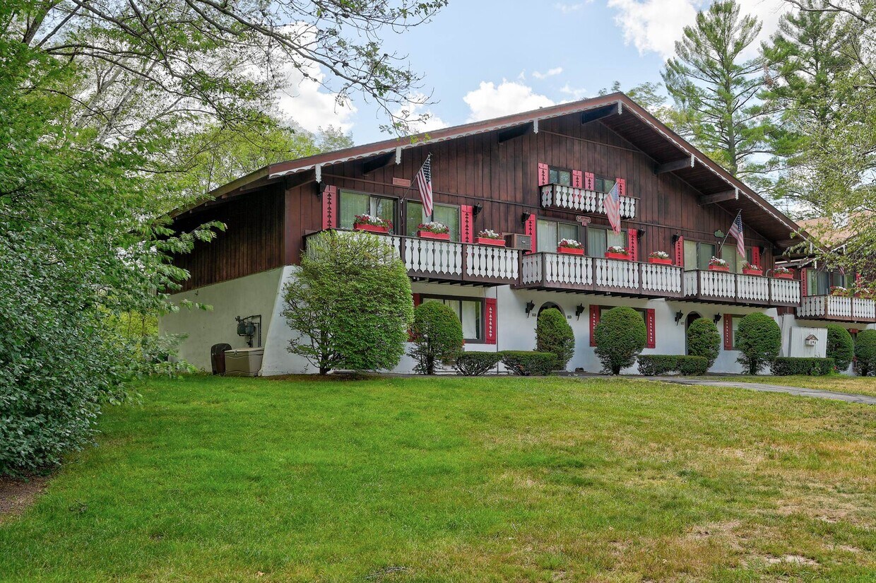 5 Sandtrap Loop Unit P5, Bartlett, NH 03838 Condo for Rent in