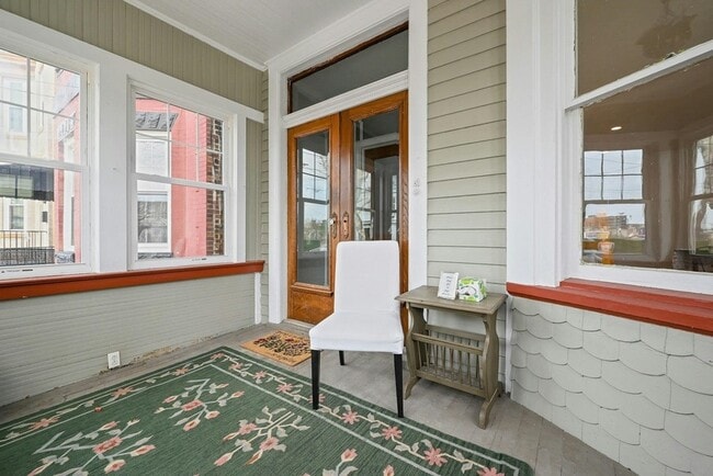 Photo - 158 Edgar St House