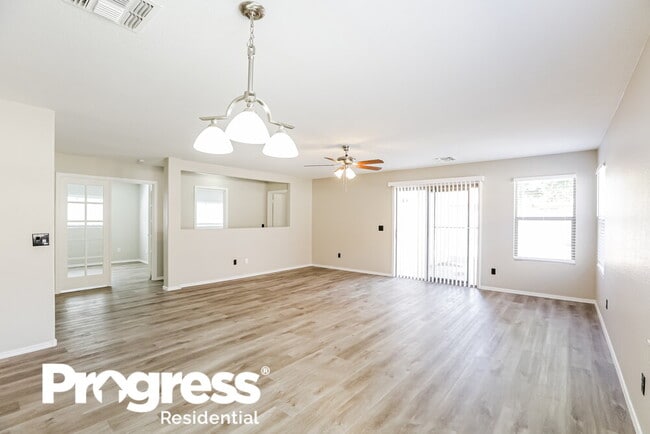 Building Photo - 11240 E Sunland Ave