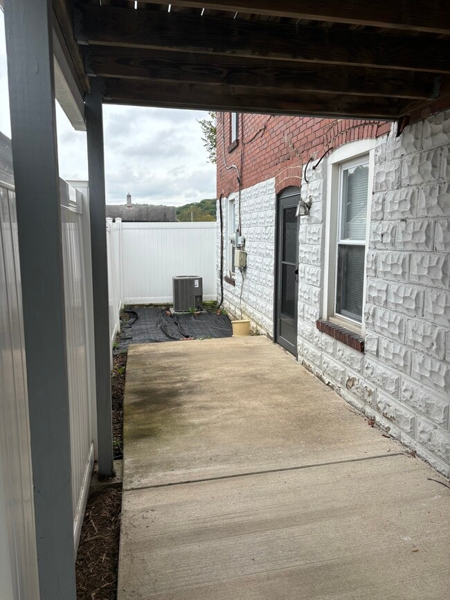 Photo - 912 Highland Ave House
