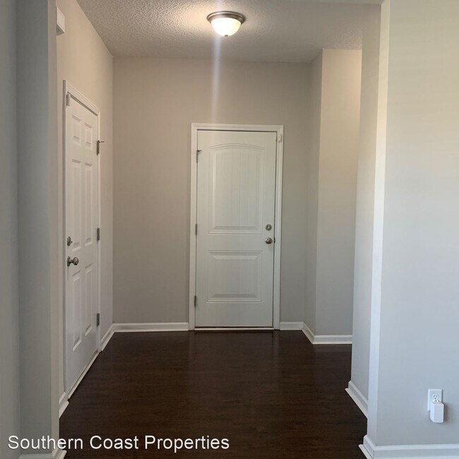 Building Photo - 4 br, 2.5 bath House - 1513 Bayberry Drive