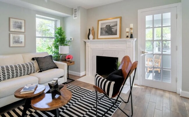 Foto del edificio - 4410 16th St NE