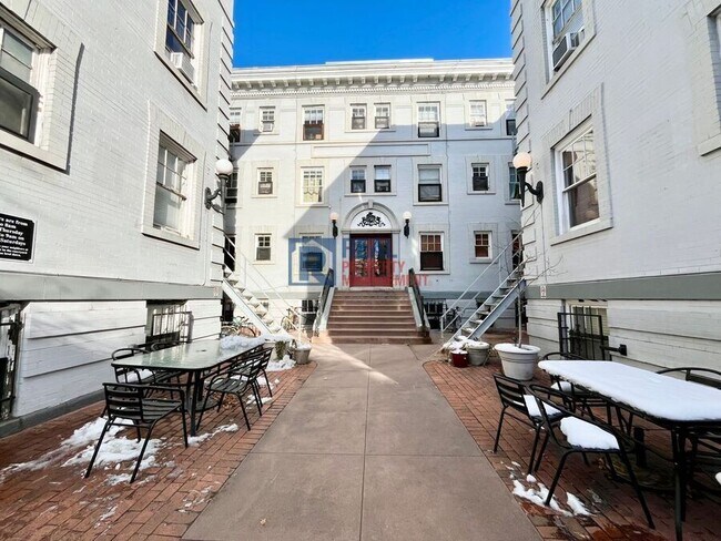 Foto del edificio - 215 E 11th Ave