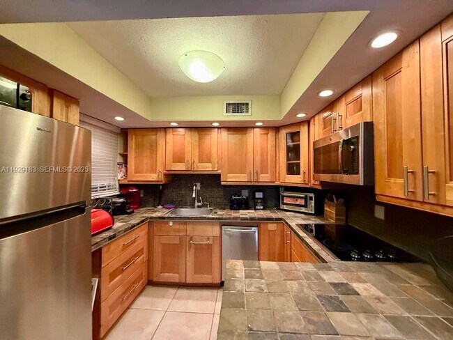 Foto del edificio - 910 Michigan Ave