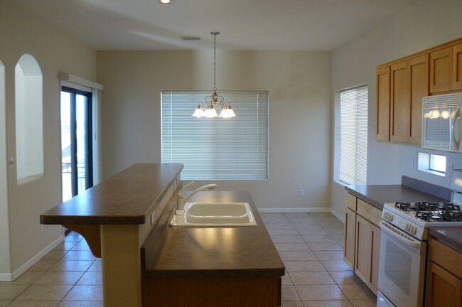 Building Photo - 3 Bedroom Home with Views in Willow Hills,...