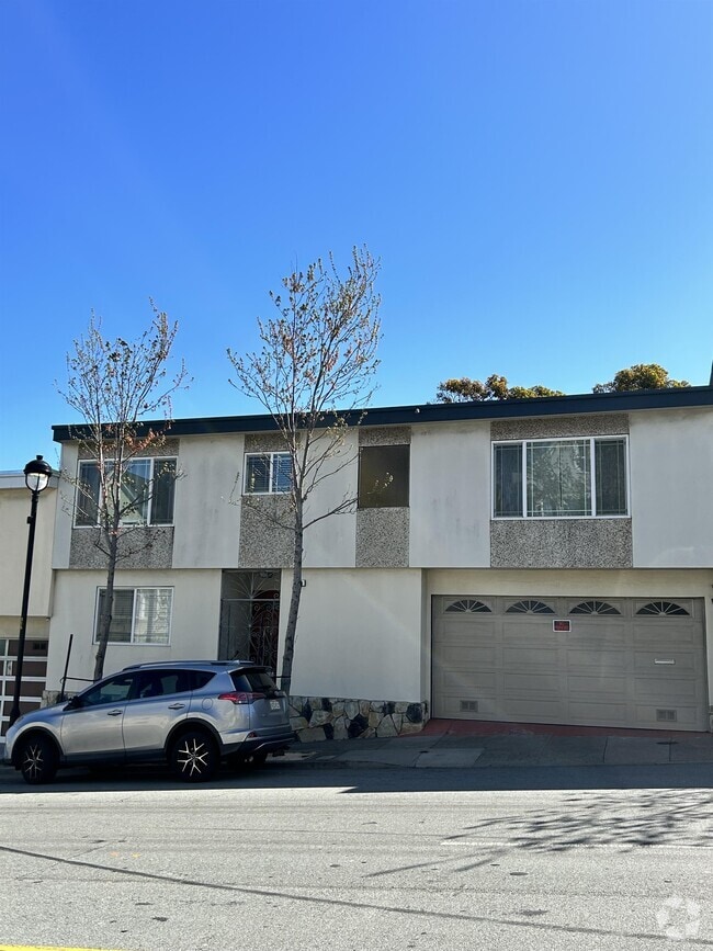 Building Photo - 3175 San Bruno Ave