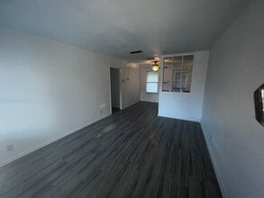 Building Photo - 438 Whitehall Dr