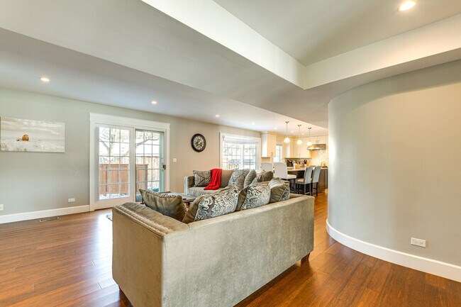 Foto del edificio - 408 Owen Ct