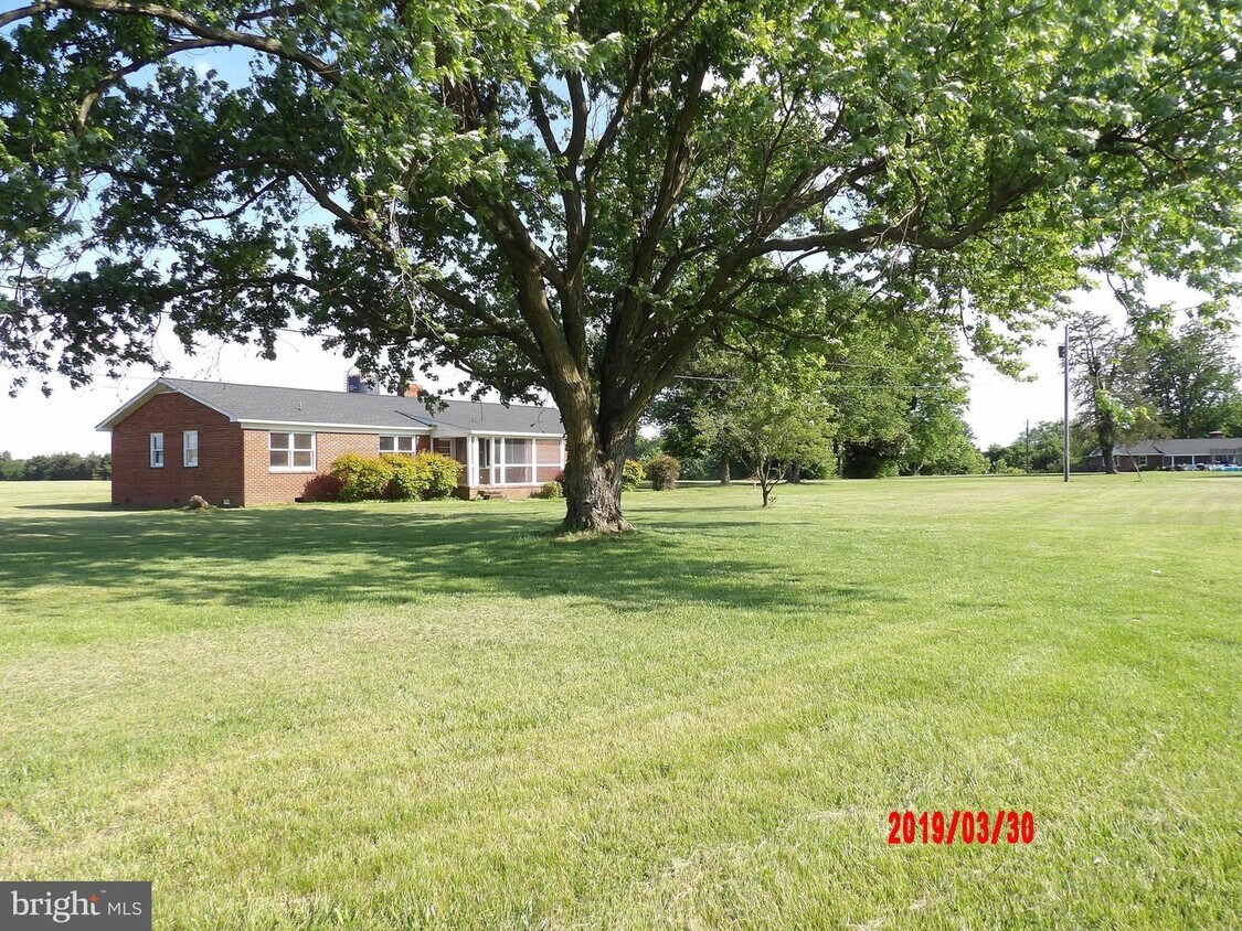 9400 Walsingham Rd, King VA 22485 House Rental in King