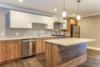 Foto del edificio - 920 Providence Hwy