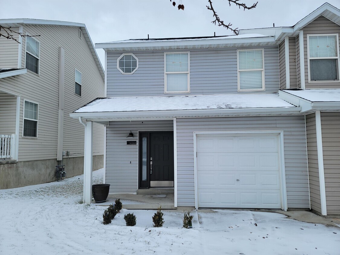 Primary Photo - 14264 Daisyfield Dr
