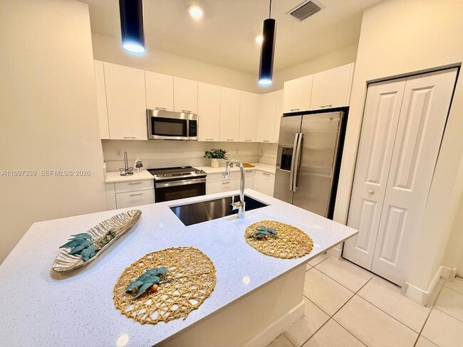 Photo - 8001 NW 41st St Apartment