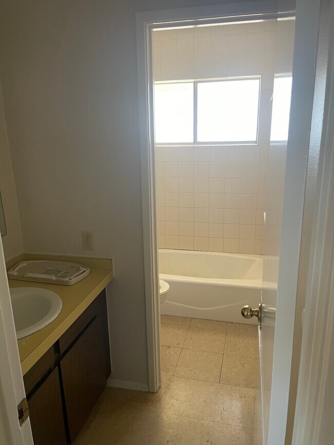 Foto del edificio - 12327 El Santo Way