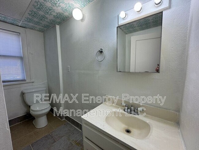 Foto del edificio - 1400 NW 22nd St