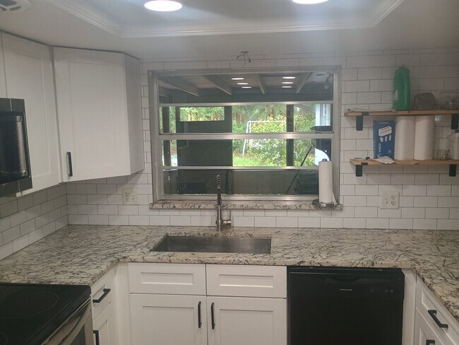 Foto del edificio - 2814 Lake Arnold Pl