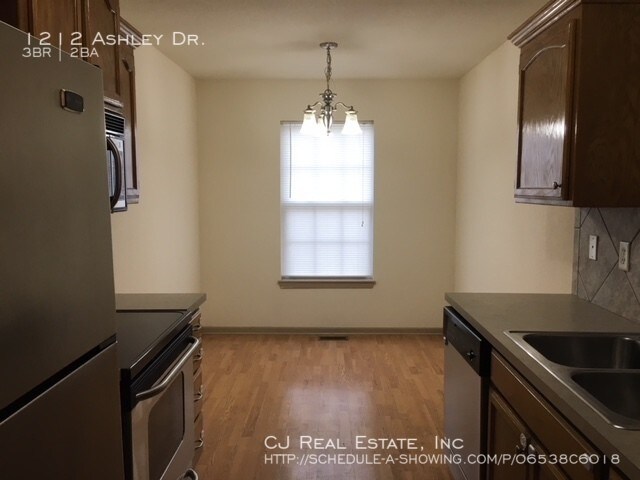 Foto del edificio - 1212 NW Ashley Dr