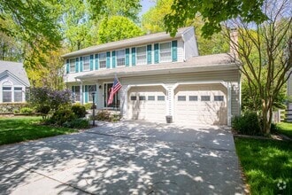 Building Photo - 6870 Caravan Ct