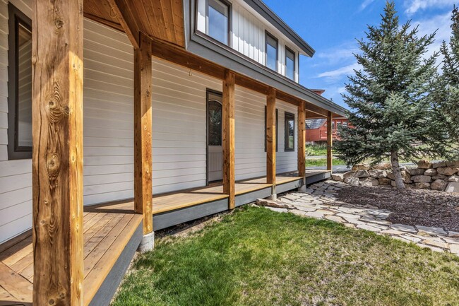Photo - Stunning Mountain Retreat House