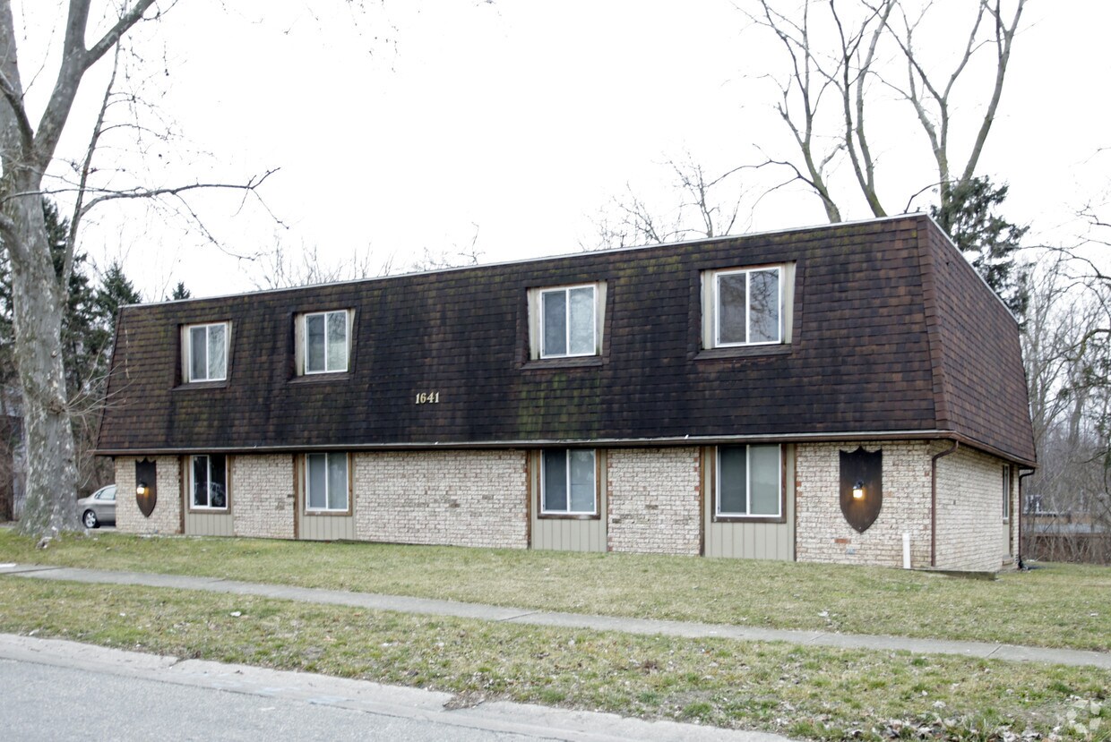 1641 Brooke Park Dr, Toledo, OH 43612 Apartments in Toledo, OH