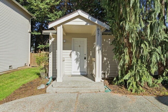 Photo - Charming 3 bed/1bath Lynnwood Home