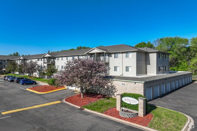 Foto del edificio - Dove Tree Apartments