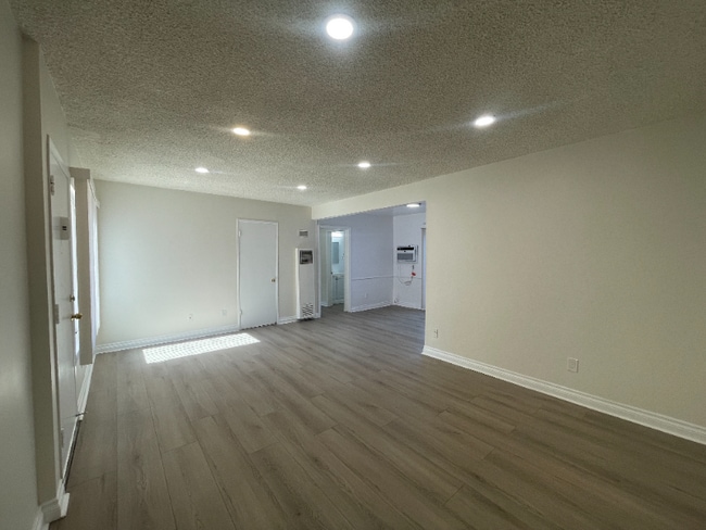 Building Photo - 19401 Haynes St