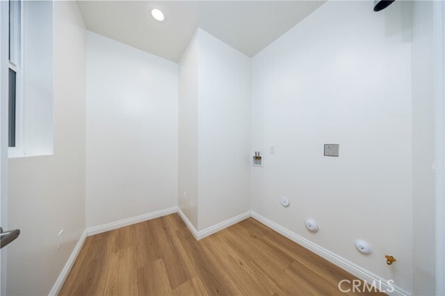 Building Photo - 607 S Sefton Ave