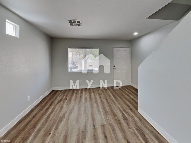 Foto del edificio - 3 br, 2.5 bath House - 2270 Diamond Pointe St