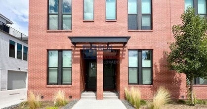 Building Photo - 961 33rd St