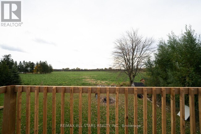 Photo du bâtiment - 12991 Warden Ave.