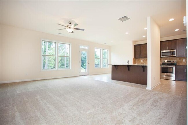 Foto del edificio - 4285 ALMANOR Cir
