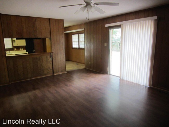 Building Photo - 3 br, 2 bath House - 2404 Jerry Jones