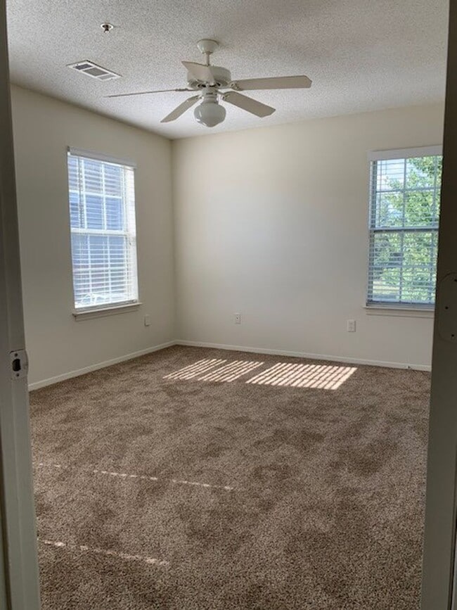 Interior Photo - Hamilton at Turman Farms