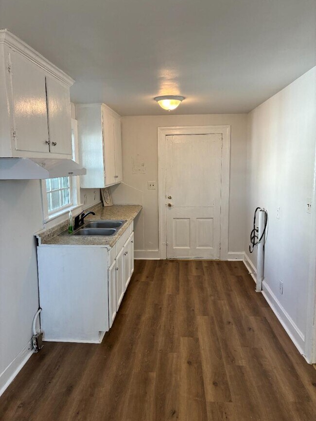 Foto del edificio - 1312 Meadow St S