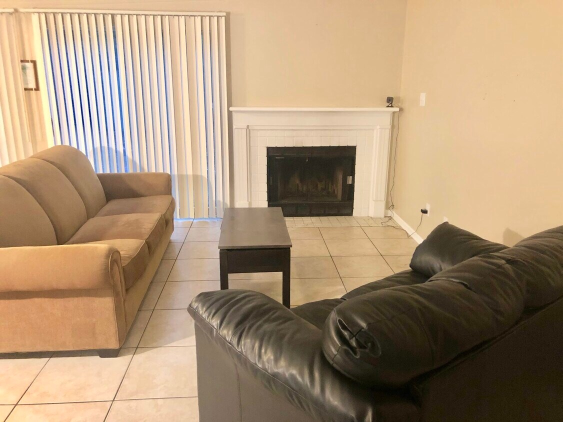 Fireplace nonfunctional - 6701 Dickens Ferry Rd