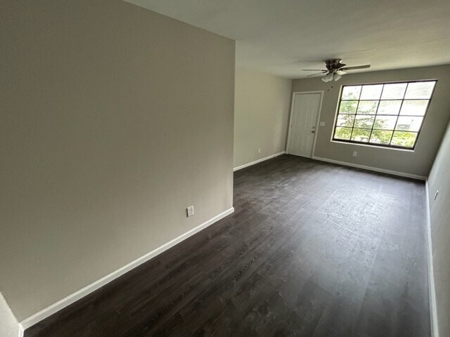 Foto del edificio - 1011 Pierce Rd
