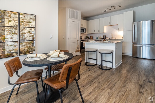 Interior Photo - Vintage Brunswick Apartments