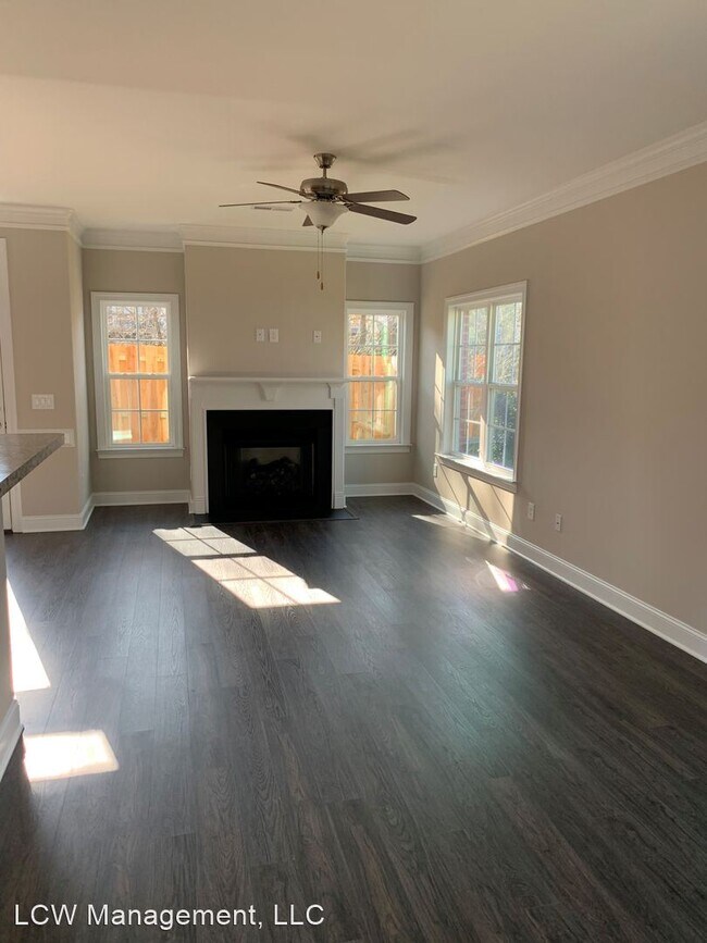Foto del edificio - 3 br, 2.5 bath House - 847 Silver Leaf Drive