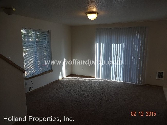 Foto del edificio - 11811-11817 SE Holgate Blvd