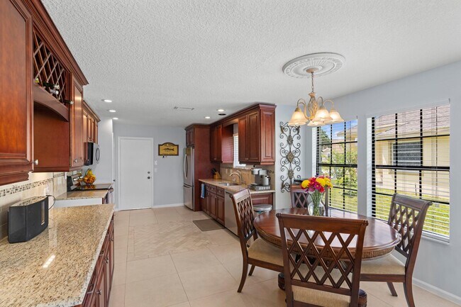 Foto del edificio - 12732 Meadowbreeze Dr