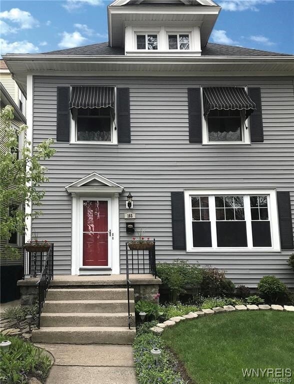 Foto principal - 165 St James Pl