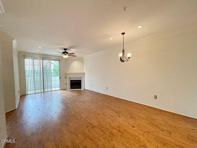 Building Photo - 2913 Antonio Dr