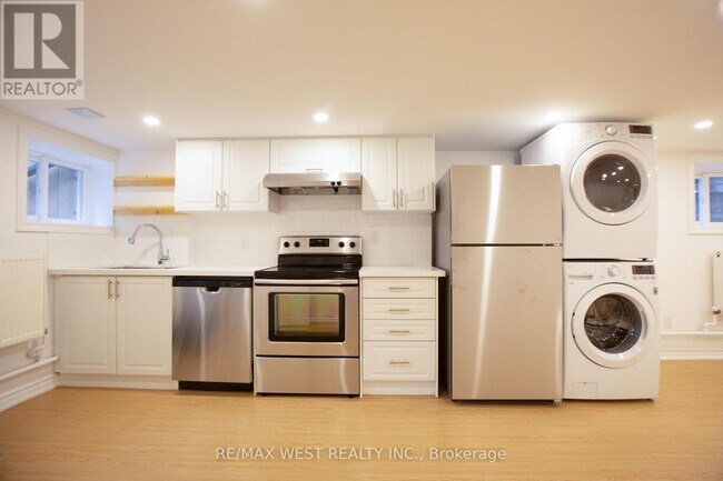 Photo du bâtiment - 16 Maynard Ave